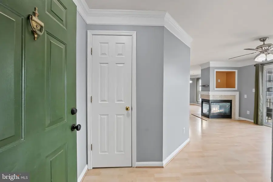 46966 Courtyard Sq #301, Sterling, VA 20164 - Image #3