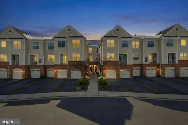 43047 Stuarts Glen Ter #106, ASHBURN, VA 20148