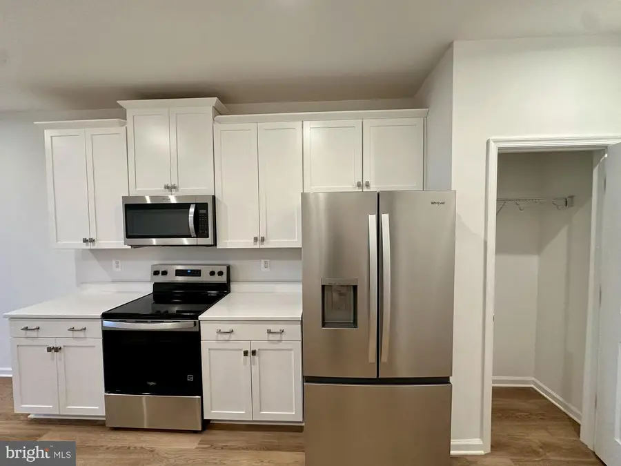 20867 Murry Falls Terrace #195, Ashburn, VA 20147 - Image #3