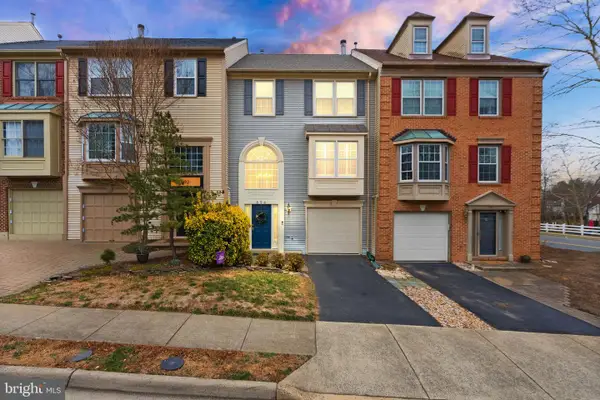 894 Tall Oaks Sq Se, LEESBURG, VA 20175