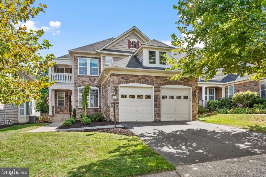 42961 Thornblade Cir, Broadlands, VA 20148 - Image #3