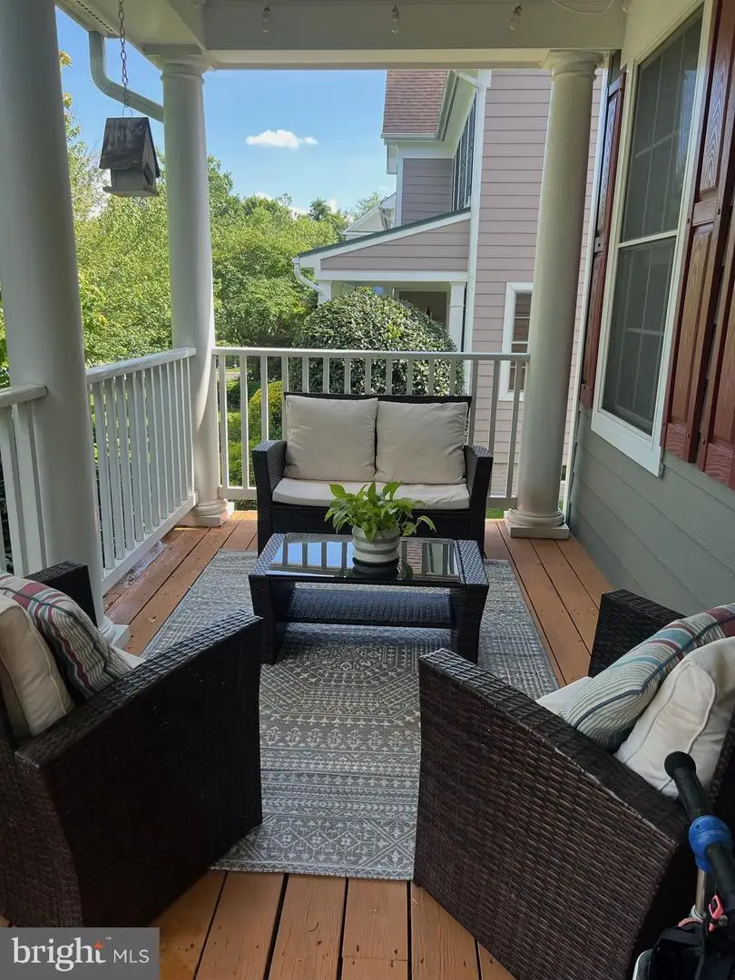 627 Greysands Ln, Purcellville, VA 20132 - Image #2