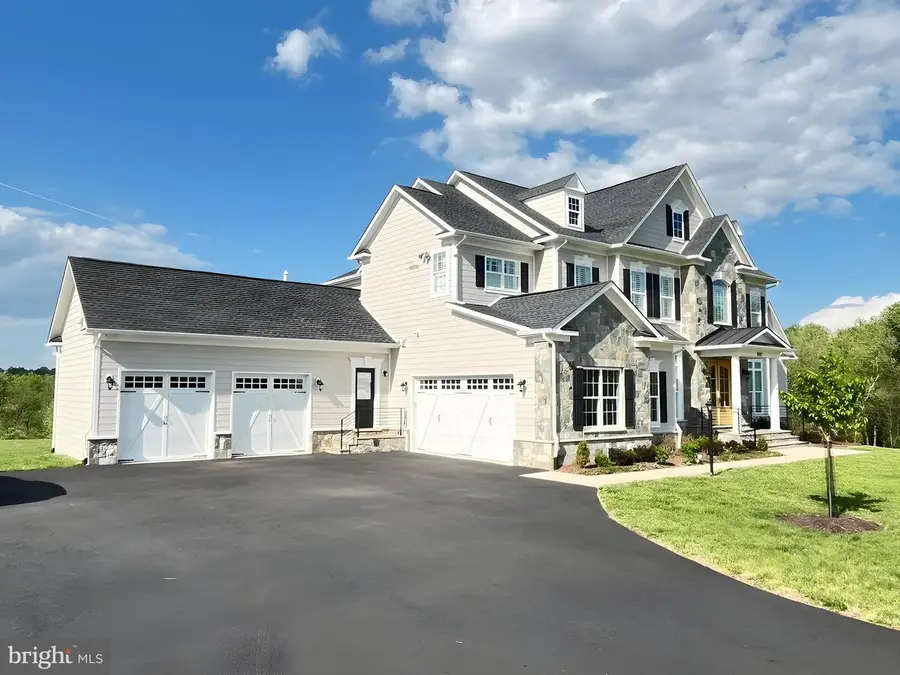 19027 Telegraph Springs Rd, Purcellville, VA 20132 - #2