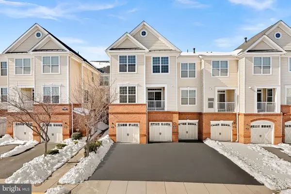 23305 Milltown Knoll Sq #113, ASHBURN, VA 20148