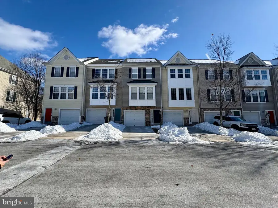 23092 Fontwell Sq, Sterling, VA 20166 - #2