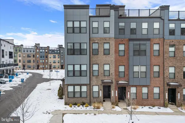 44481 Wolfhound Sq, ASHBURN, VA 20147