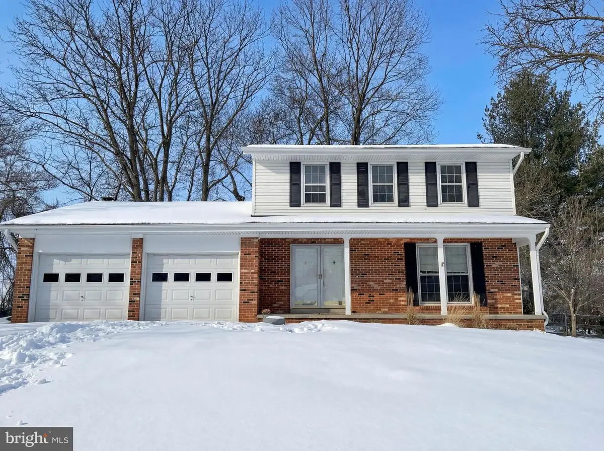 114 Applewood Ct, Hamilton, VA 20158 - Image #1