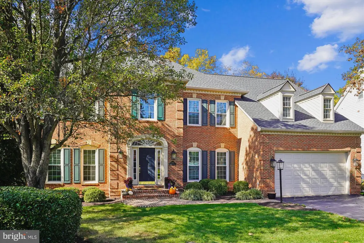 18415 Kingsmill St, Leesburg, VA 20176 - #1