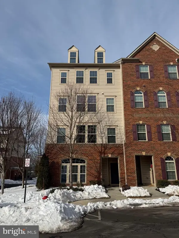 25997 Braided Mane Ter, ALDIE, VA 20105