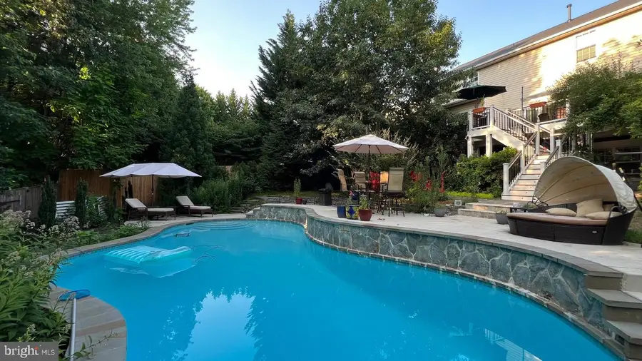 325 Bill Brower Ct, Purcellville, VA 20132 - #2