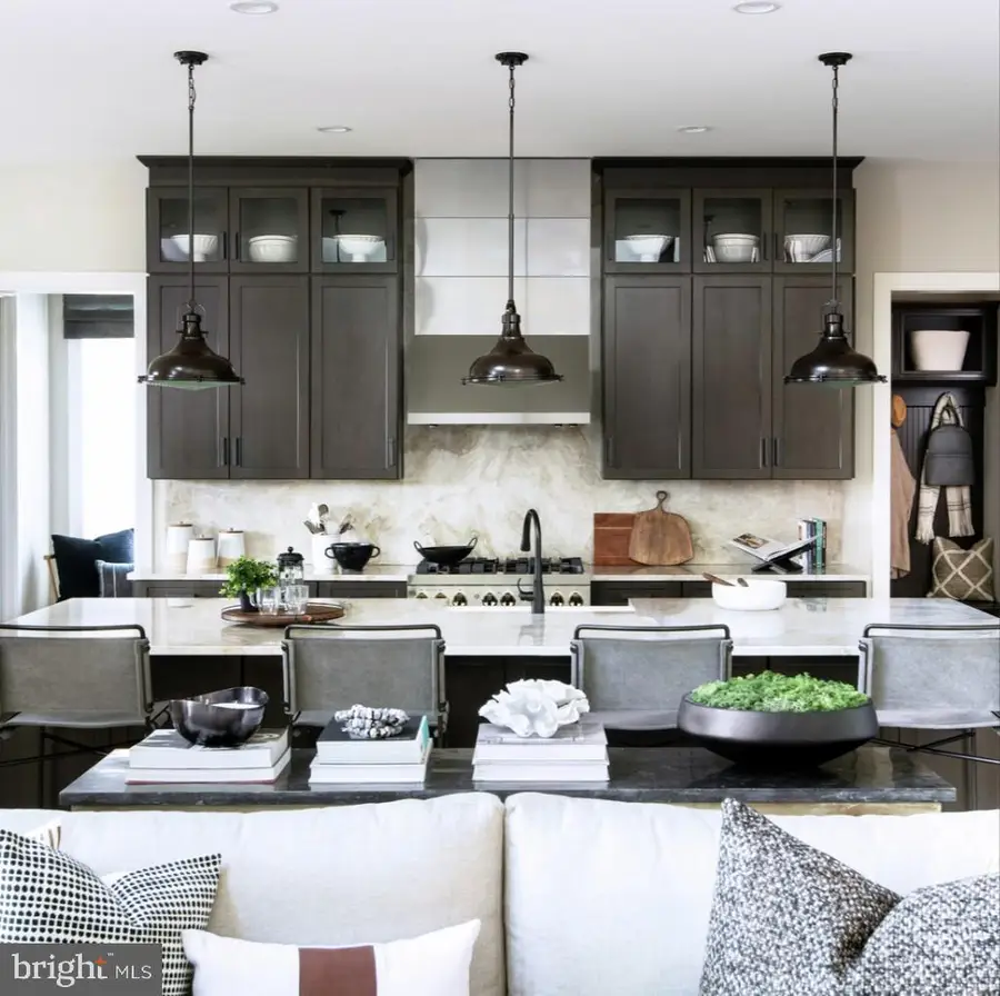 41624 Misty Dawn Dr, Ashburn, VA 20148 - Image #2