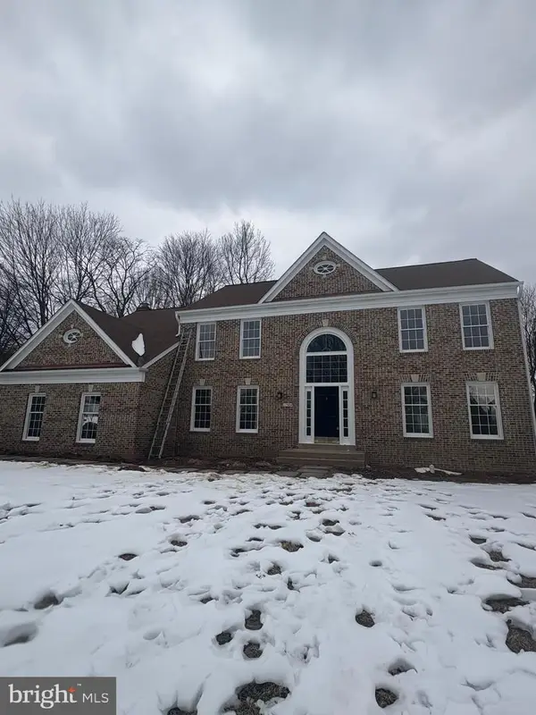 17584 Wadell Ct, HAMILTON, VA 20158