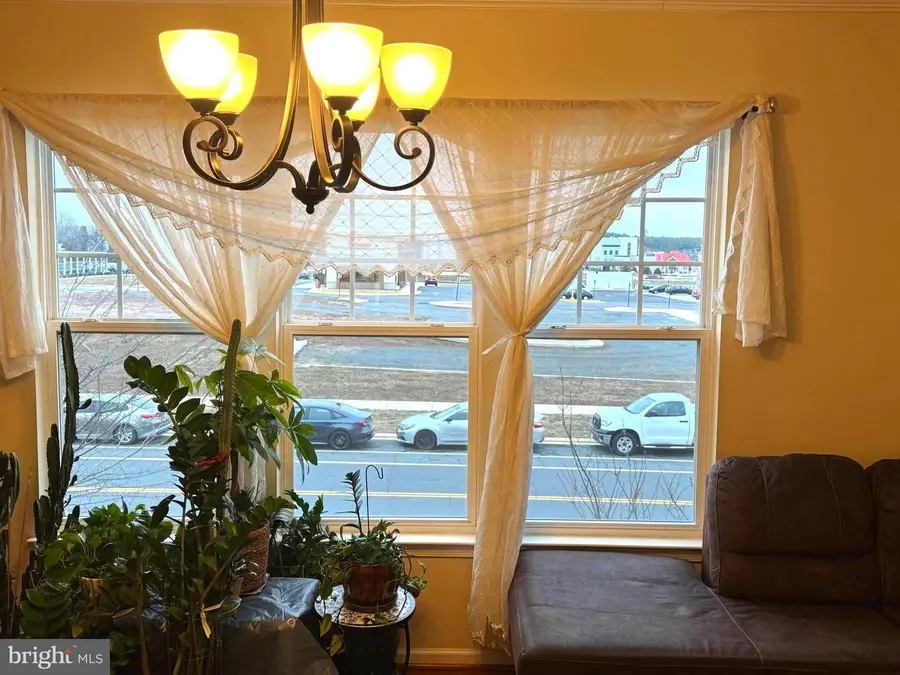 44071 Eastgate View Dr, Chantilly, VA 20152 - #2