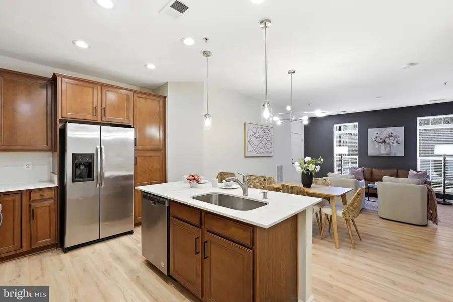 43803 Kingston Station Ter, Ashburn, VA 20148 - #2