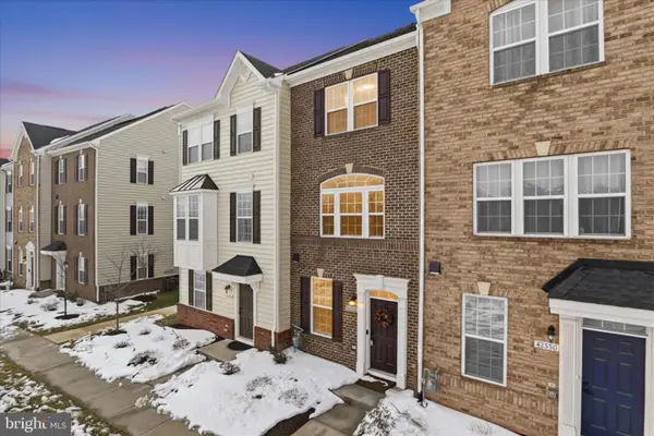 42552 Antonia Ter, STERLING, VA 20166