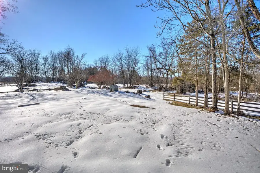 42618 St Clair Ln, Leesburg, VA 20176 - #3