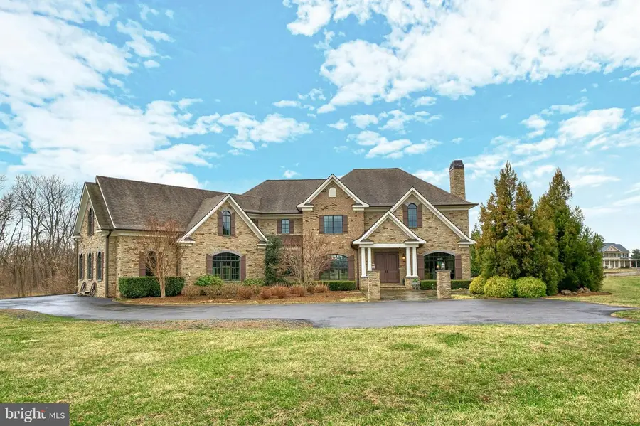 42835 Travelers Run Ln, Leesburg, VA 20176 - #2