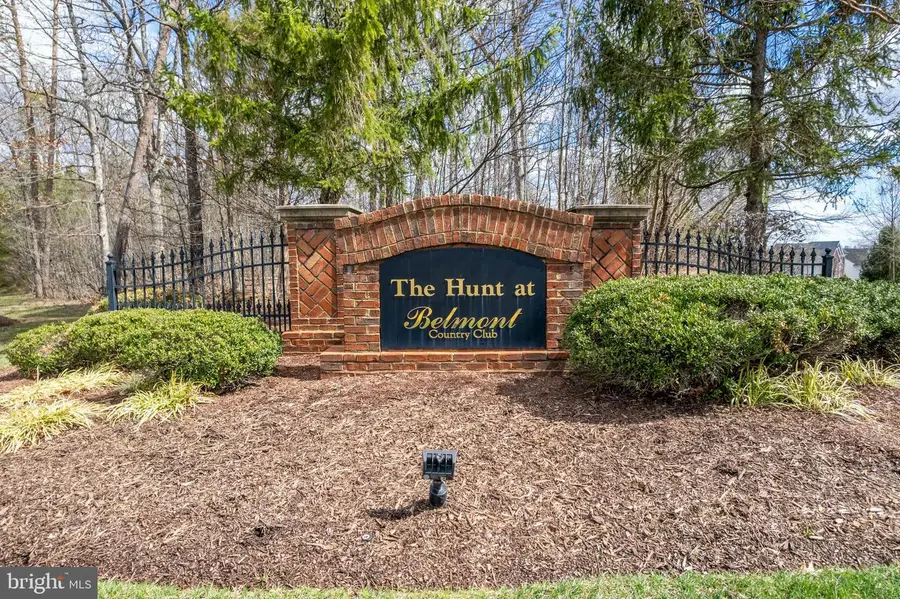 20129 Boxwood Pl, Ashburn, VA 20147 - #2