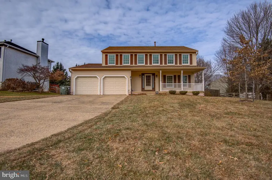 204 Elizabeth Ct, Sterling, VA 20164 - #2