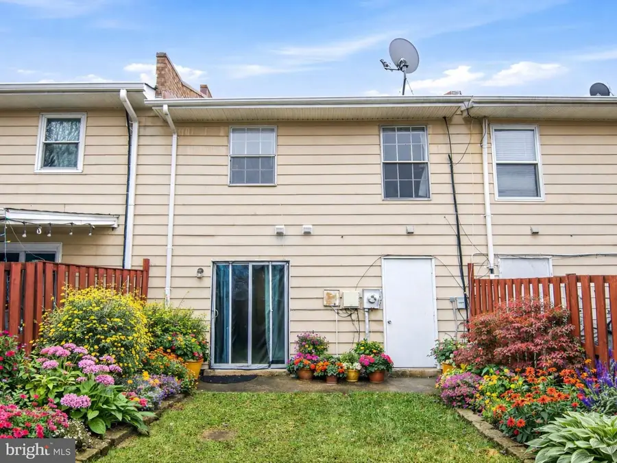 117 W Concord Ct W, Sterling, VA 20164 - #3