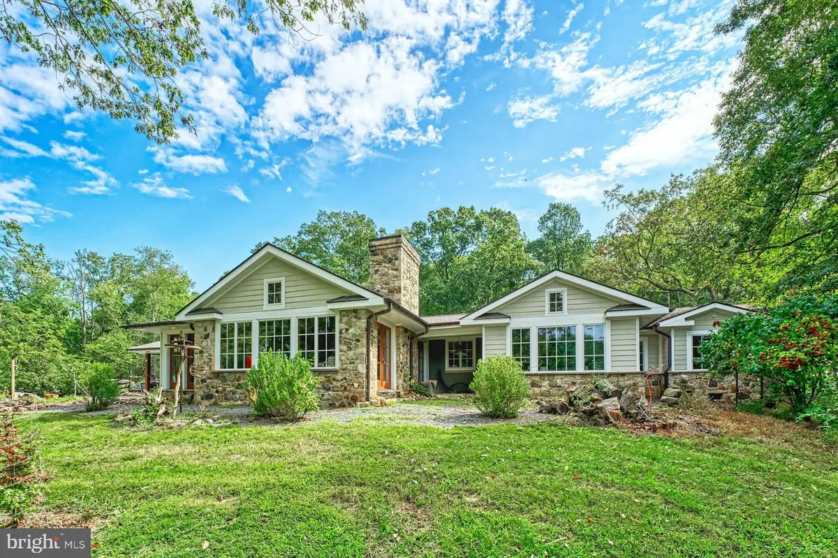 43470 Evans Pond Rd, Leesburg, VA 20176 - #1