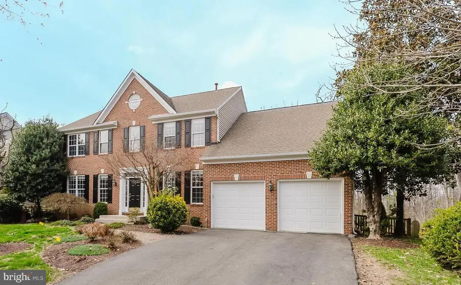 25827 Priesters Pond Dr, Chantilly, VA 20152 - #2