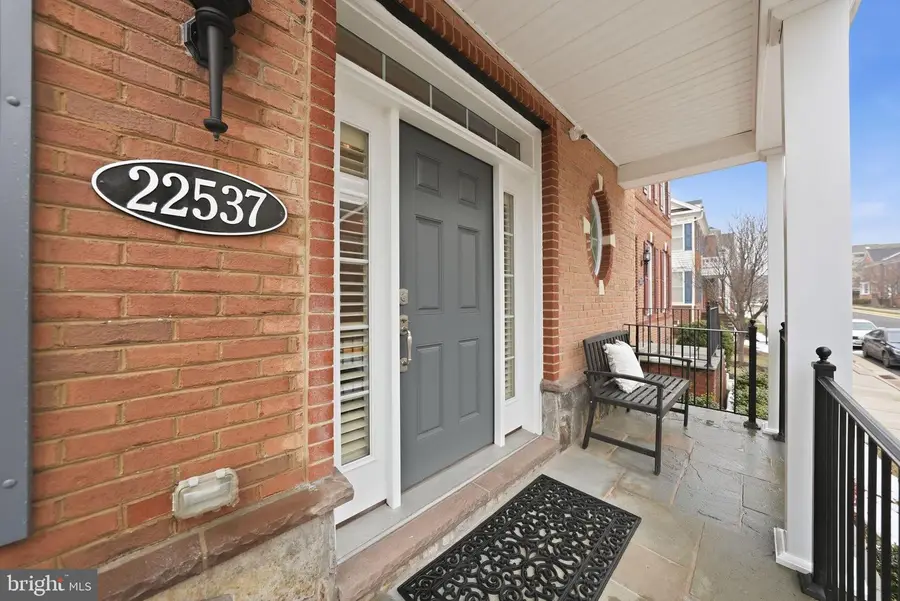 22537 Willington Sq, Ashburn, VA 20148 - #2