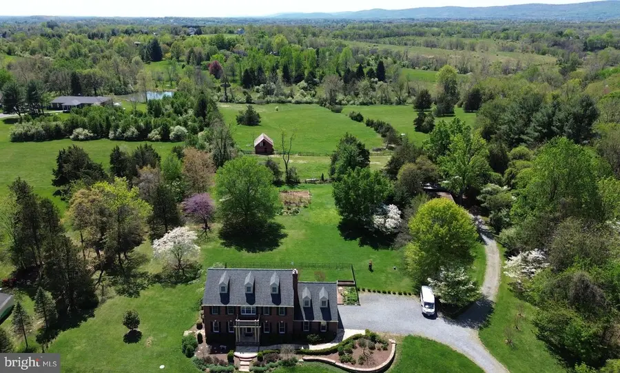 11929 Folly Ln, Lovettsville, VA 20180 - #2