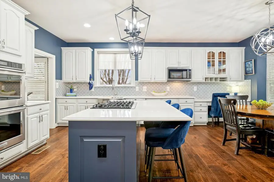 22833 Highcrest Cir, Brambleton, VA 20148 - #2