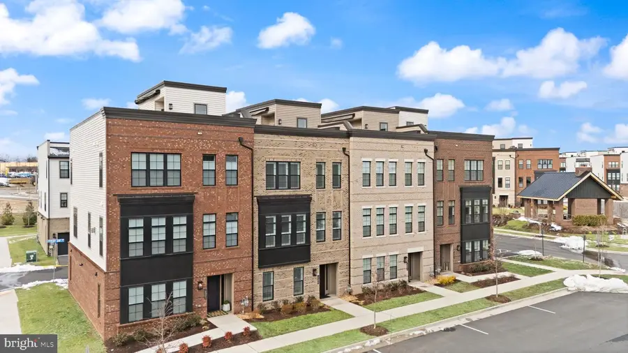 19899 Harrison Trace Ter, Ashburn, VA 20147 - #2