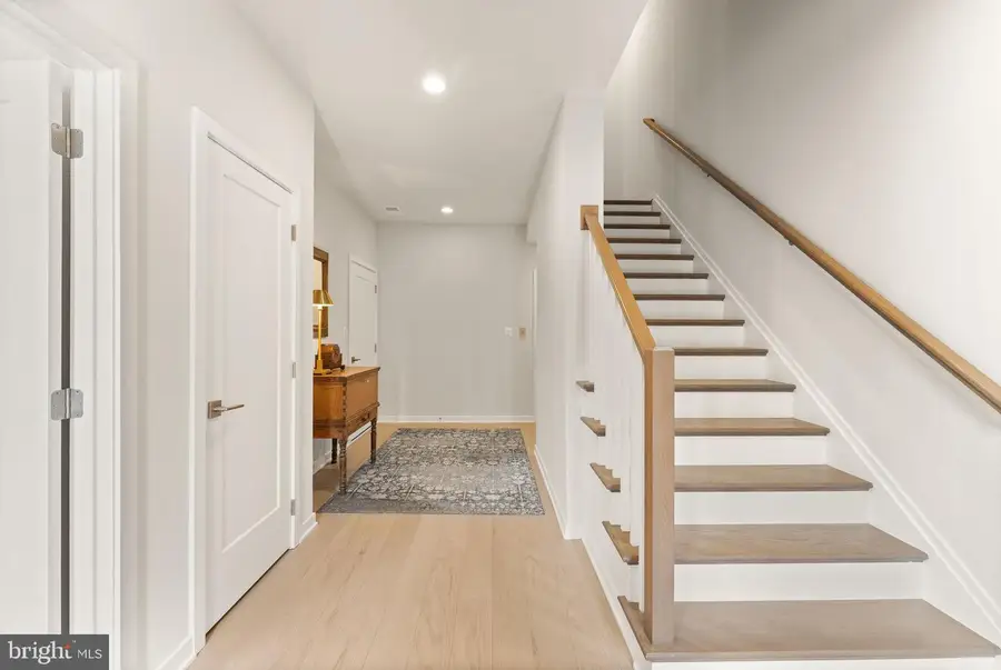 19899 Harrison Trace Ter, Ashburn, VA 20147 - #3