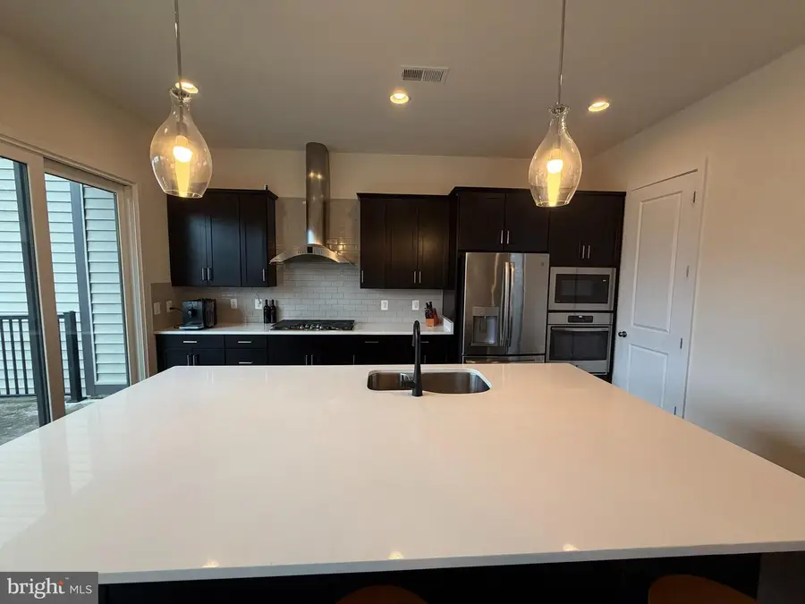 23104 Sullivans Cove Sq, Brambleton, VA 20148 - #3