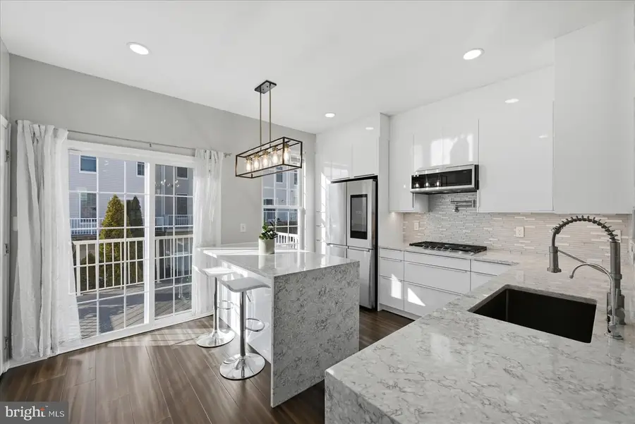 42811 Sykes Ter, Chantilly, VA 20152 - #2