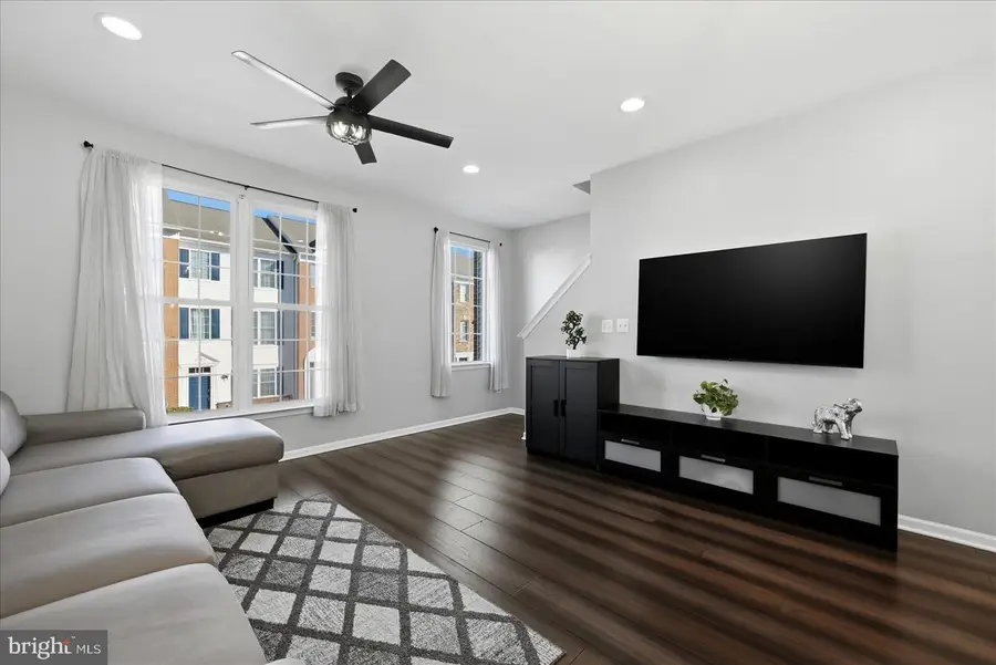 42811 Sykes Ter, Chantilly, VA 20152 - #3