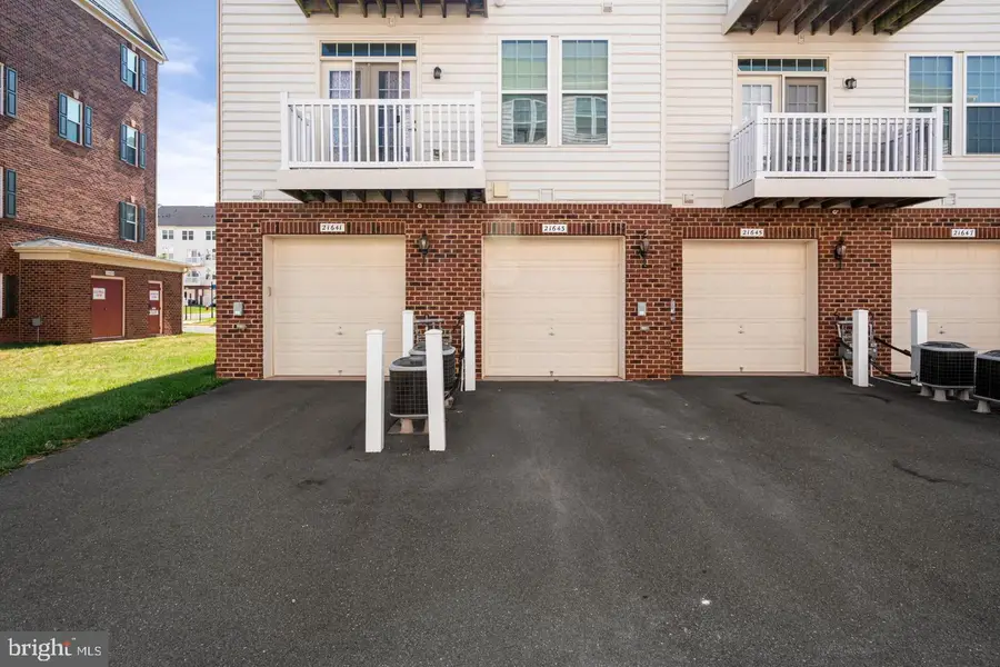 21643 Romans Dr, Ashburn, VA 20147 - #3