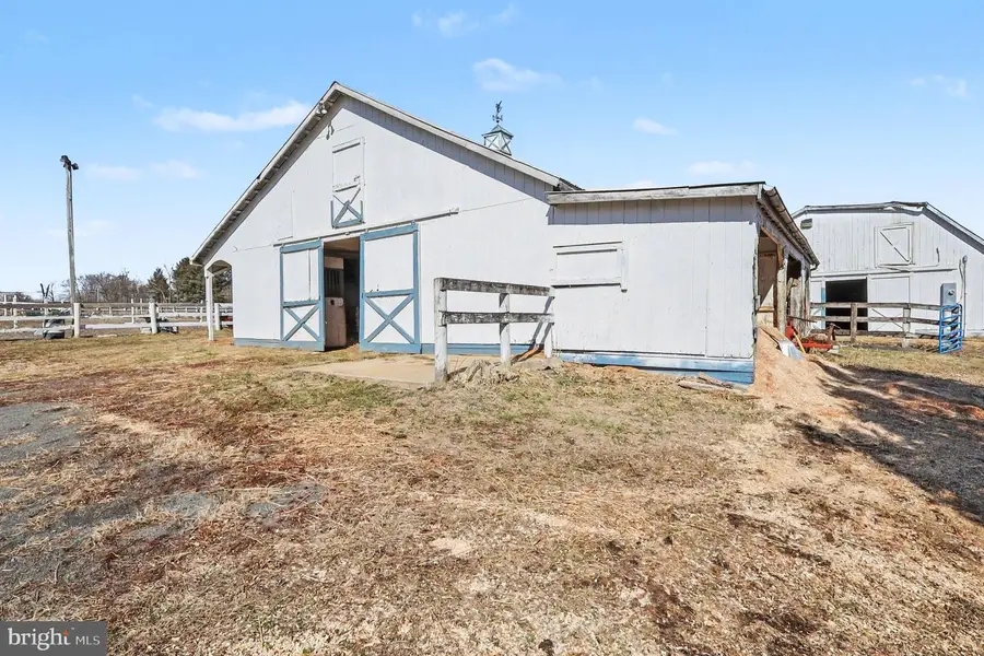 22244 Sam Fred Rd, Middleburg, VA 20117 - #3