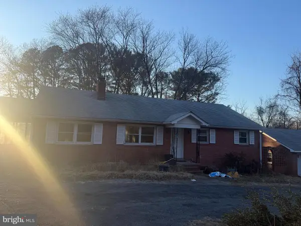 15651 Berlin Tpke, HILLSBORO, VA 20132