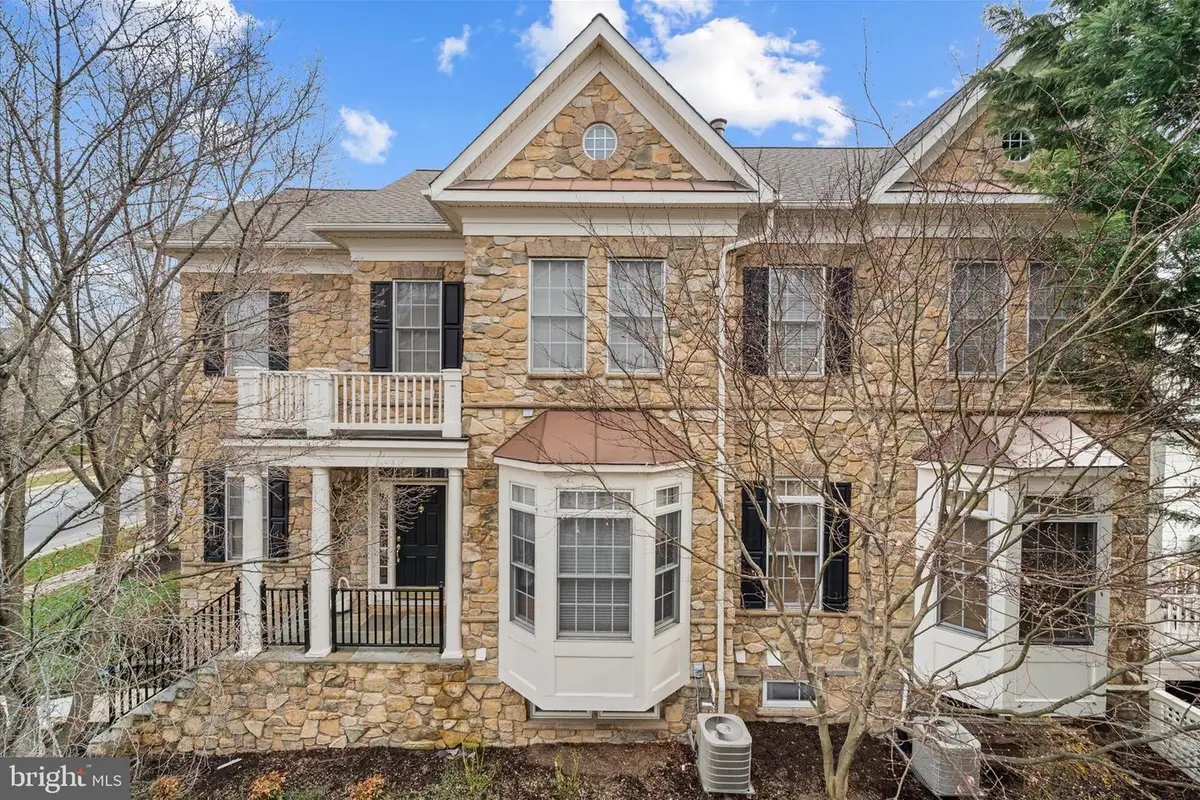 43490 Millwright Ter, Leesburg, VA 20176 - #1