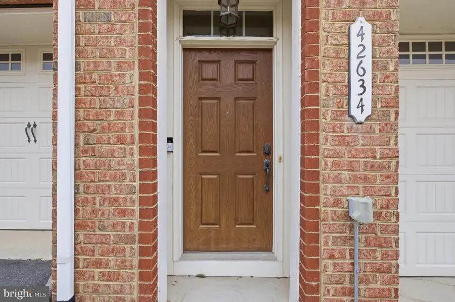 42634 Offenham Ter, Chantilly, VA 20152 - #3