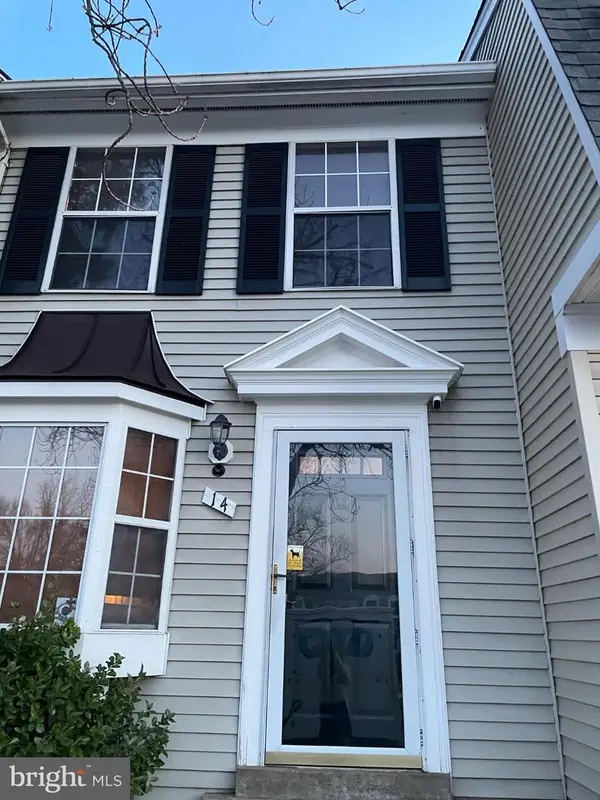 14 Marian Ct, STERLING, VA 20165