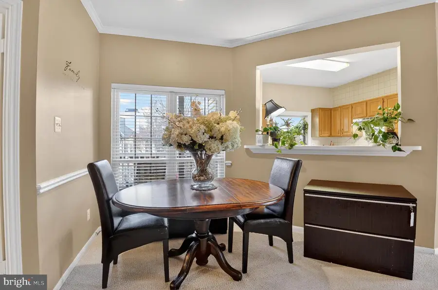 678 Gateway Dr Se #912, Leesburg, VA 20175 - #3