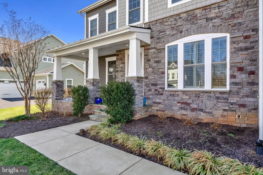 41258 Chatham Green Cir, Aldie, VA 20105 - #2