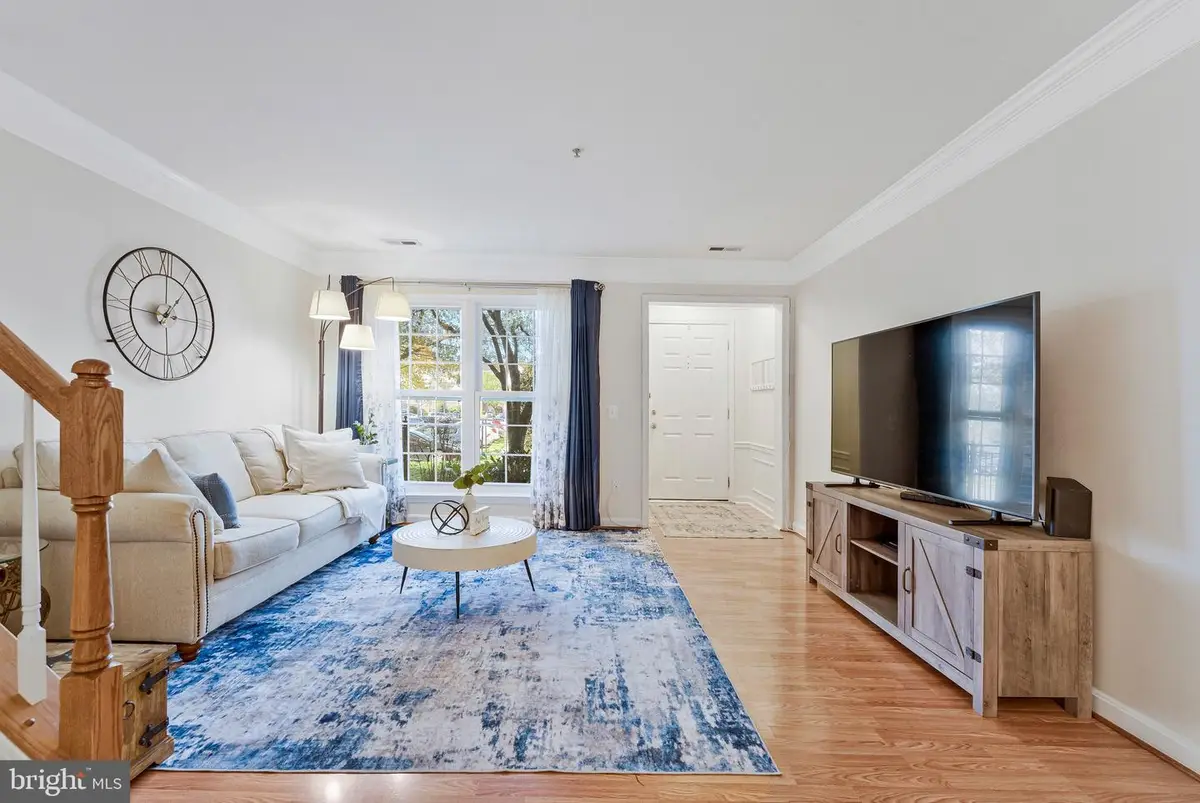 21789 Baldwin Sq #21789, Sterling, VA 20164 - #1