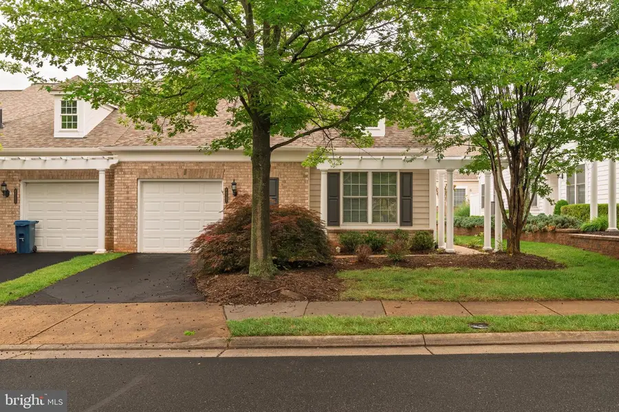44397 Maltese Falcon Sq, Ashburn, VA 20147 - #2