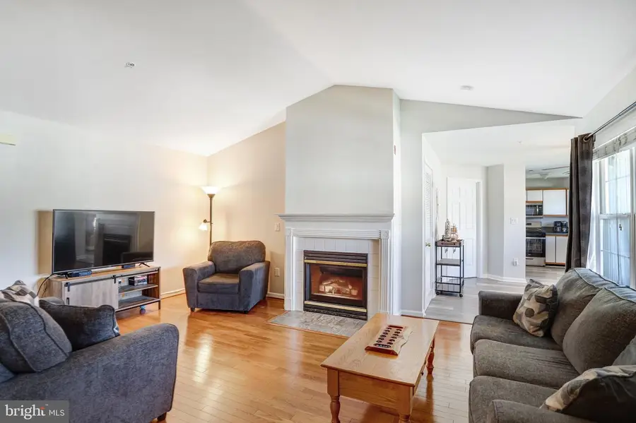 645 Constellation Sq Se #k, Leesburg, VA 20175 - #3