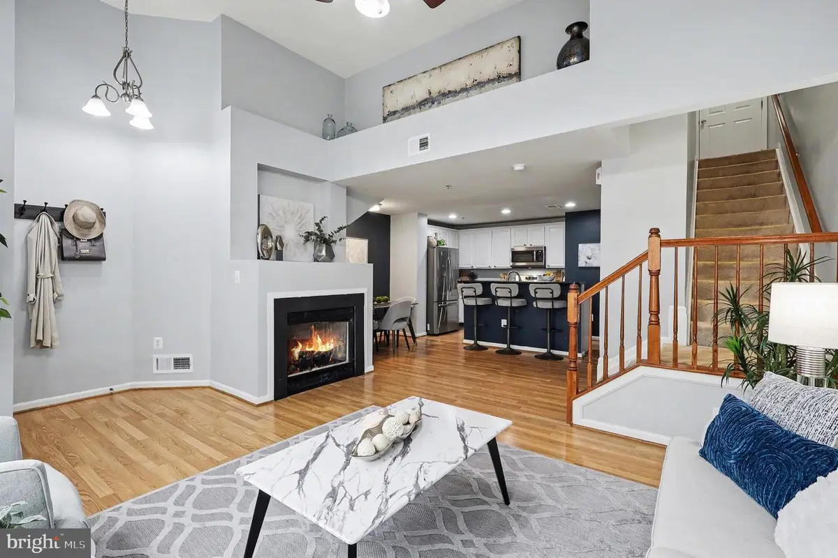 42260 Terrazzo Ter, Aldie, VA 20105 - #1