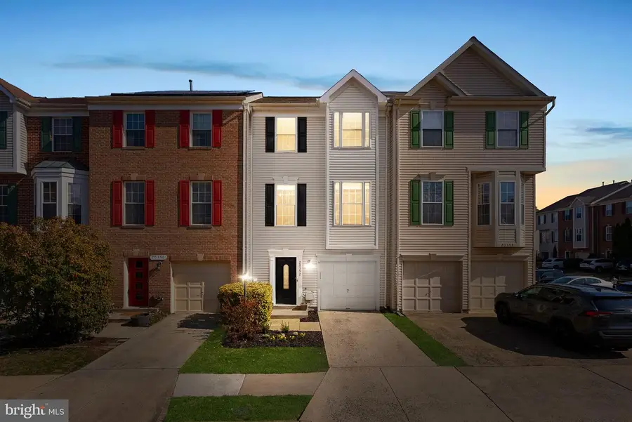 20392 Farmgate Ter, Ashburn, VA 20147 - #2