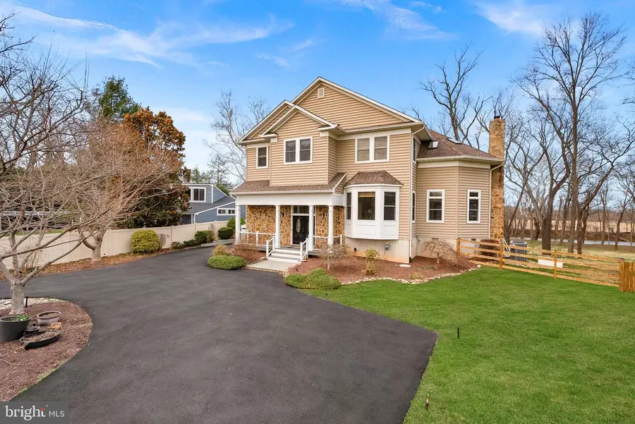 19451 Youngs Cliff Rd, Sterling, VA 20165 - #3