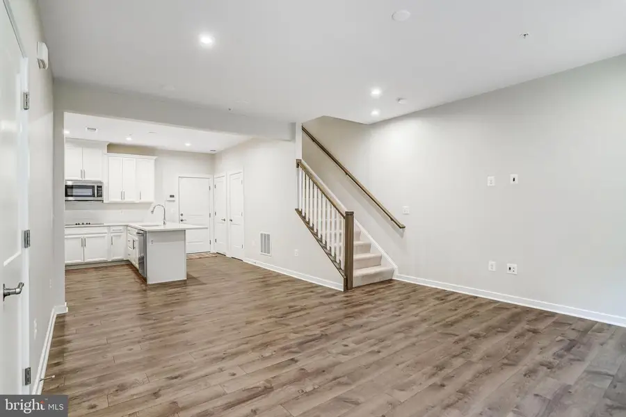 44499 Wolfhound Sq, Ashburn, VA 20147 - #2