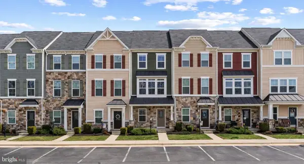 24829 Coats Sq, ALDIE, VA 20105